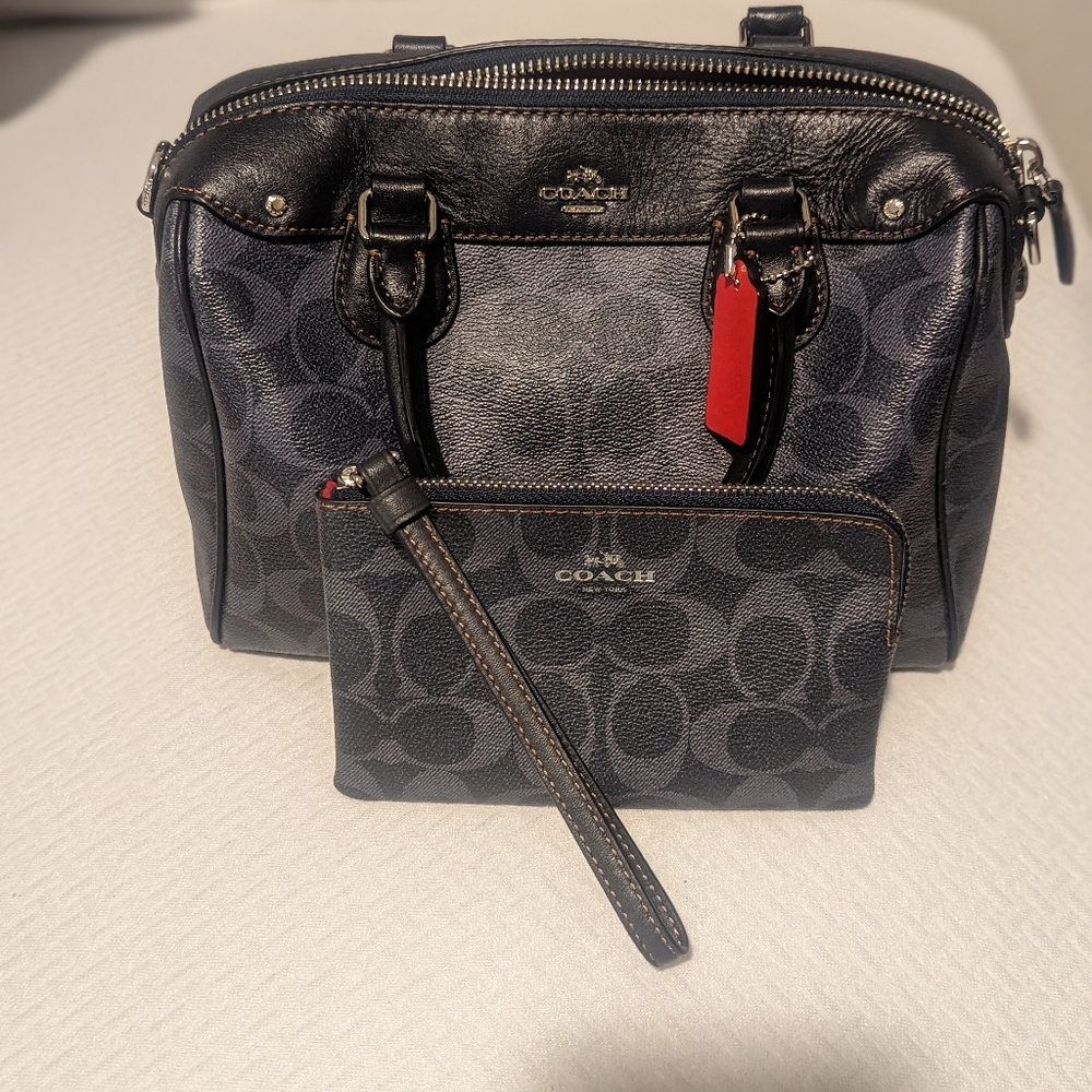 NWOT Coach mini bag and clutch combo